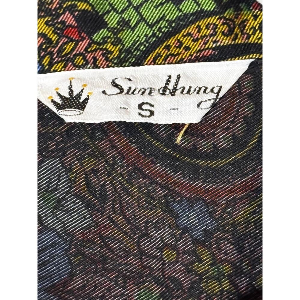 Sun Hung Women’s top Jacket Cropped style Floral Paisley Art to wear Sz S chic - Picture 3 of 7